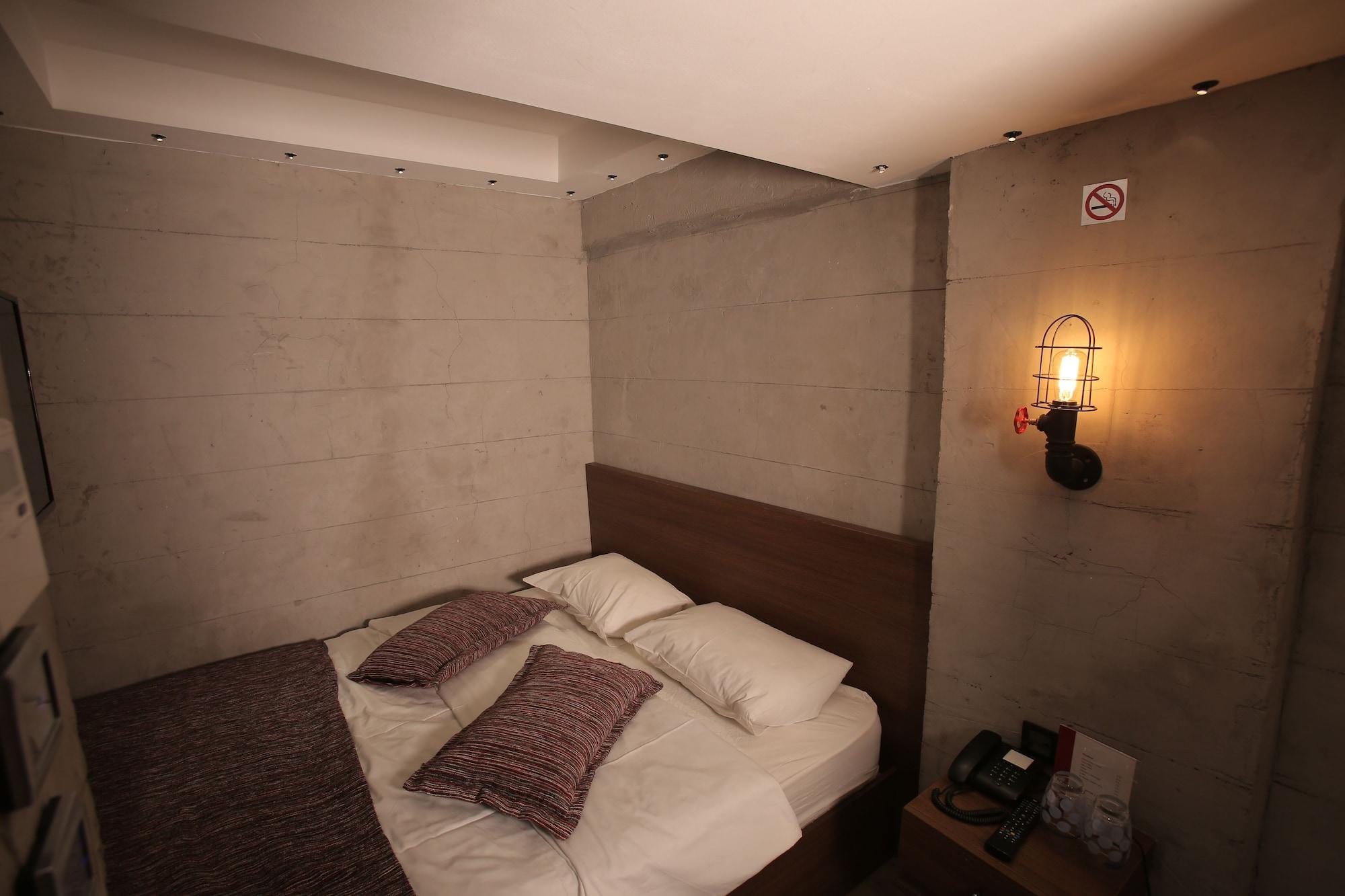 Elibol Old 3*