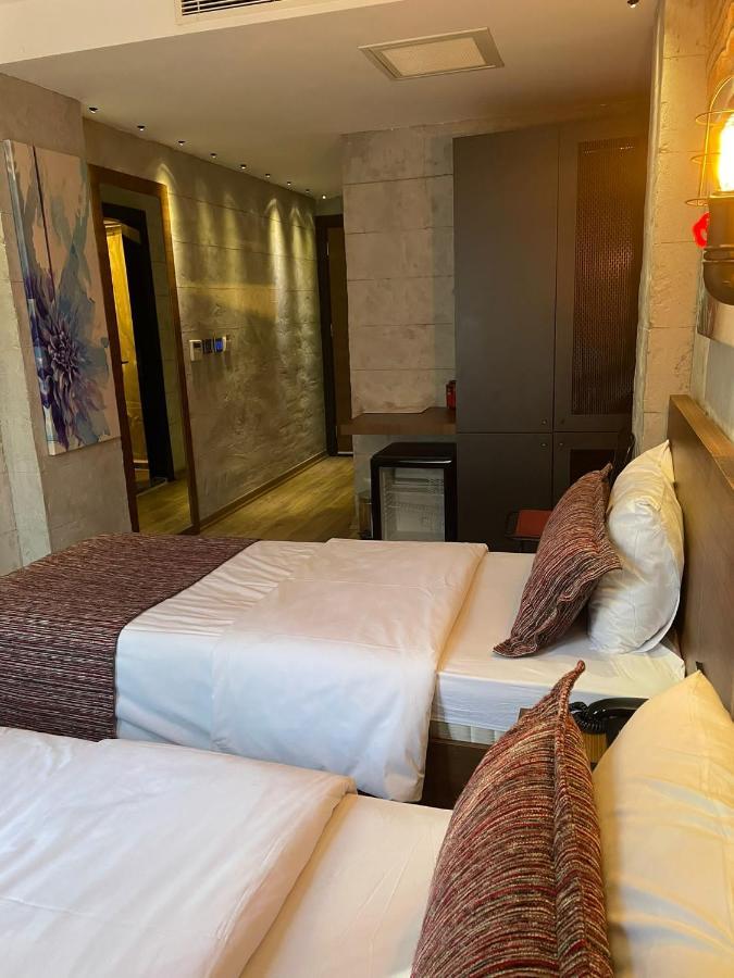 Elibol Old 3*