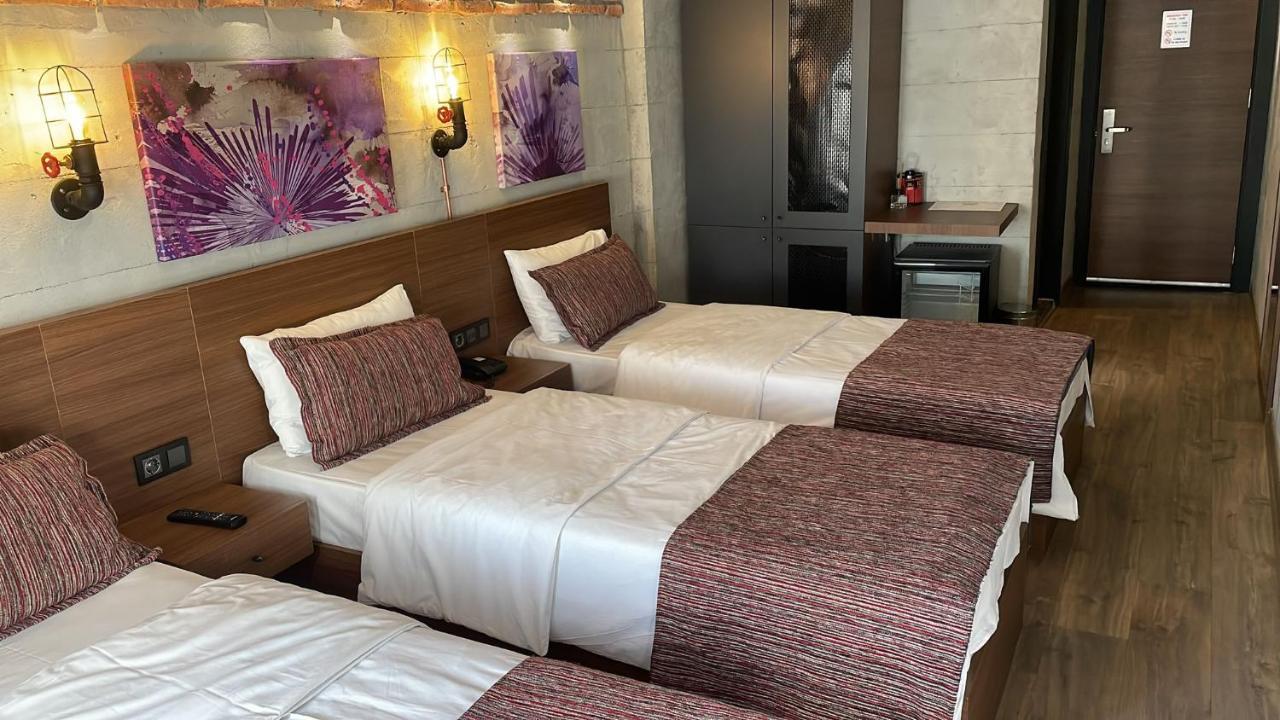 Elibol Old Hotel